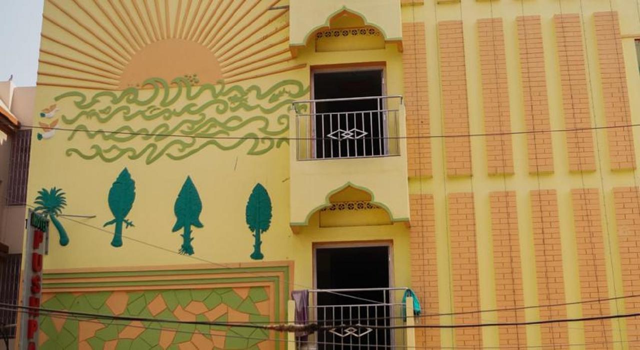 Pushpak Hotel